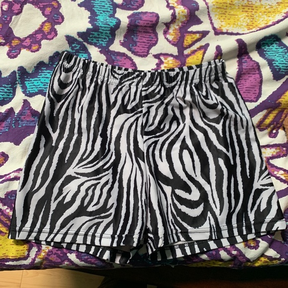 Pants - Spandex shorts